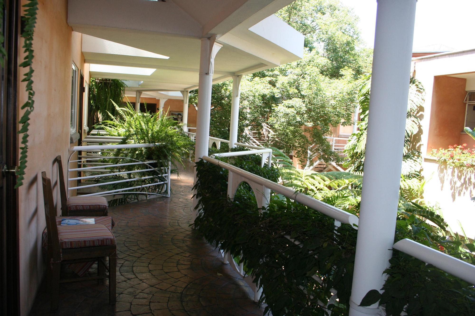 Hotel Ciudad Vieja Guatemala City Exterior foto