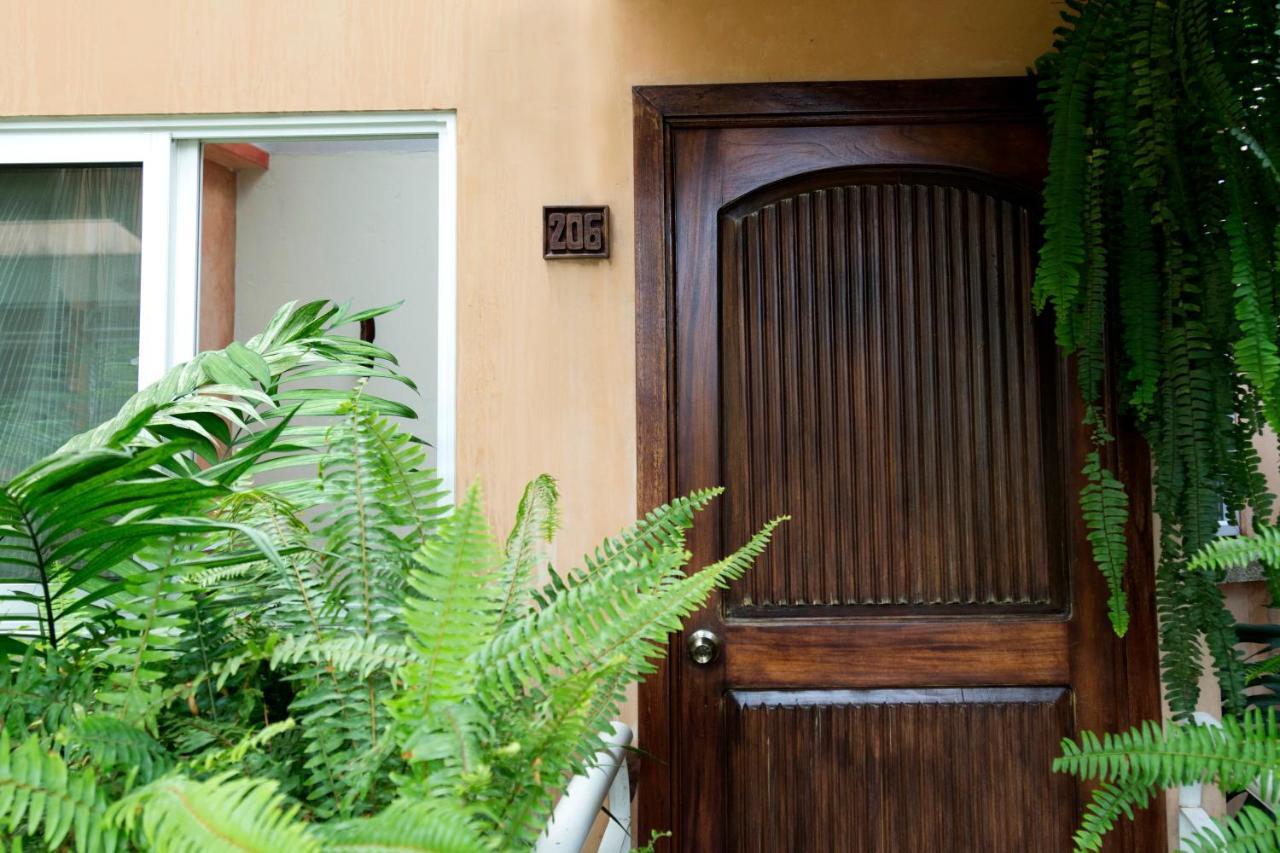 Hotel Ciudad Vieja Guatemala City Exterior foto